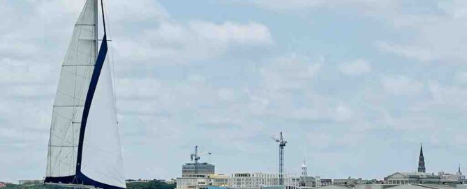 private yacht rental price