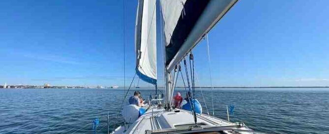 demise charter vs bareboat