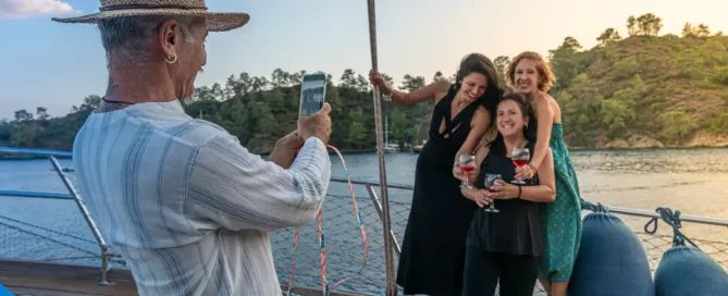 family taking pictures in a best spot for photoshoot in charleston