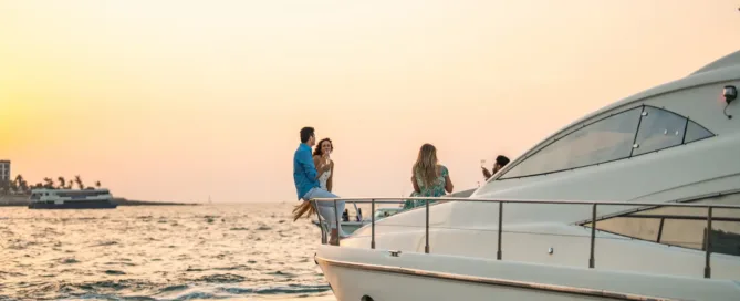 Blue Life Charters | Sunset Cruise vs.&nbsp;Dinner Cruise in Charleston: Which One Should You Book?